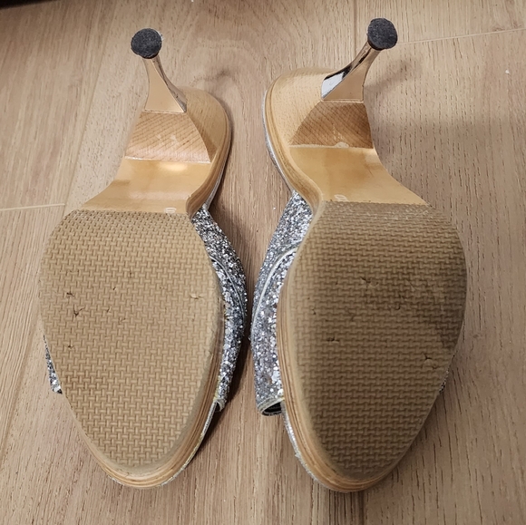 Betsey Johnson Glitter Heels Size 8 - Picture 4 of 7